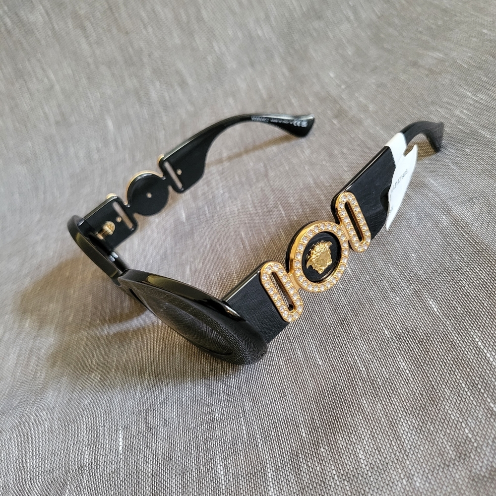 New Women's Versace Black Gold Medusa Head Biggie Sunglasses (Regular not Oversz - Picture 11 of 16